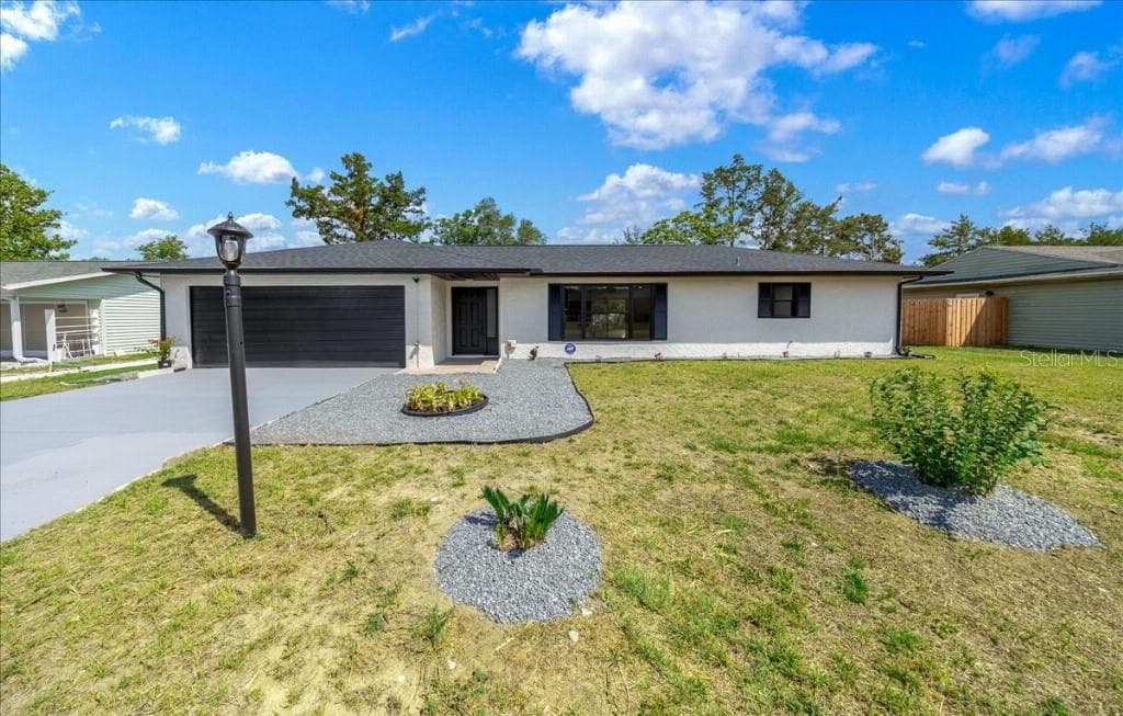 59 SILVER PLACE OCALA, FL 34472