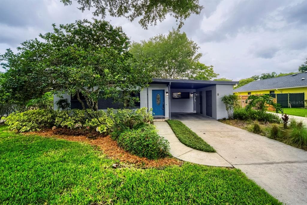2938 CONDEL DRIVE ORLANDO, FL 32812