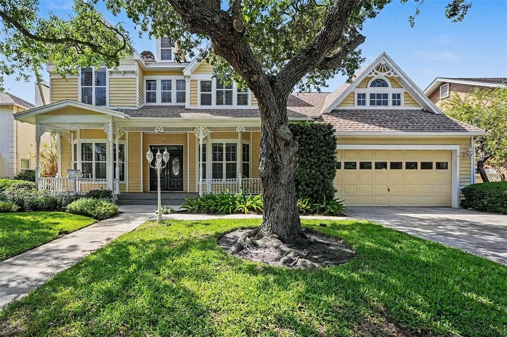 833 MARCO DRIVE NE