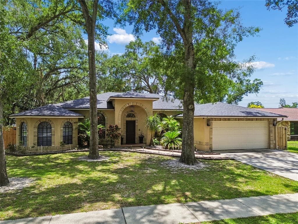 3602 ARLINGTON OAKS COURT