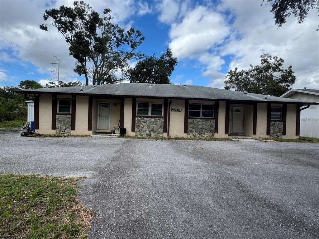 2763 63RD TERRACE N ST PETERSBURG, FL 33702