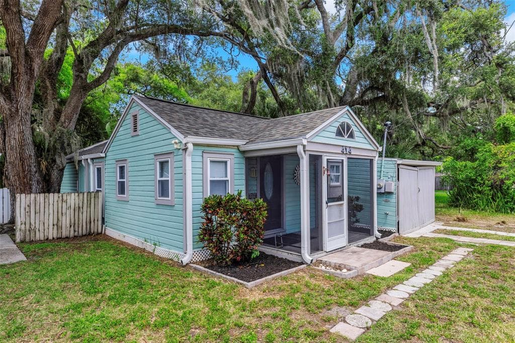 414 TAMPA ROAD