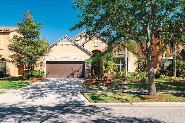 20329 HERTIAGE POINT TAMPA, FL 33647