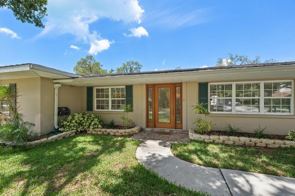 802 ALLAMANDA DRIVE