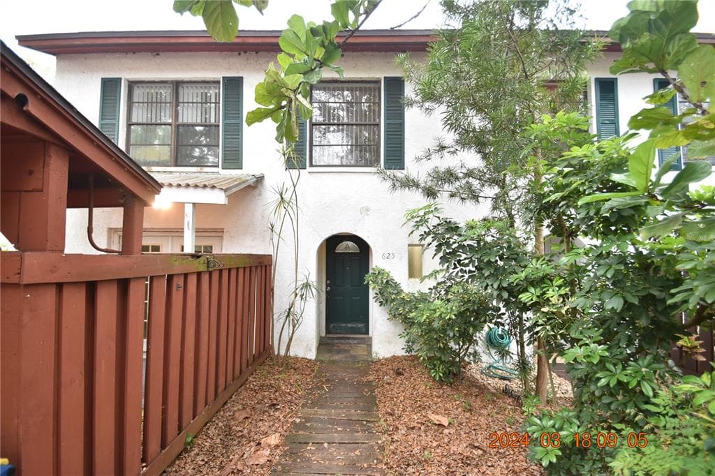 625 FAIRWOOD FOREST DRIVE CLEARWATER, FL 33759