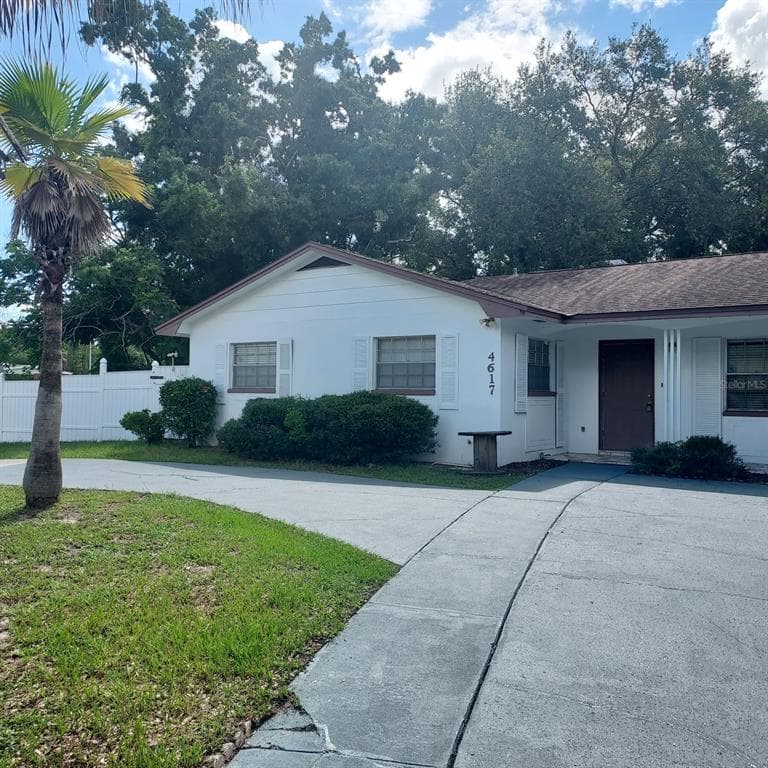 4617 SNOOK DRIVE TAMPA, FL 33617