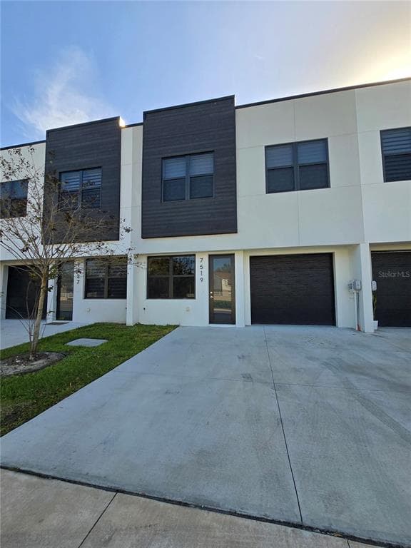 7583 GESUALDO COURT TAMPA, FL 33614