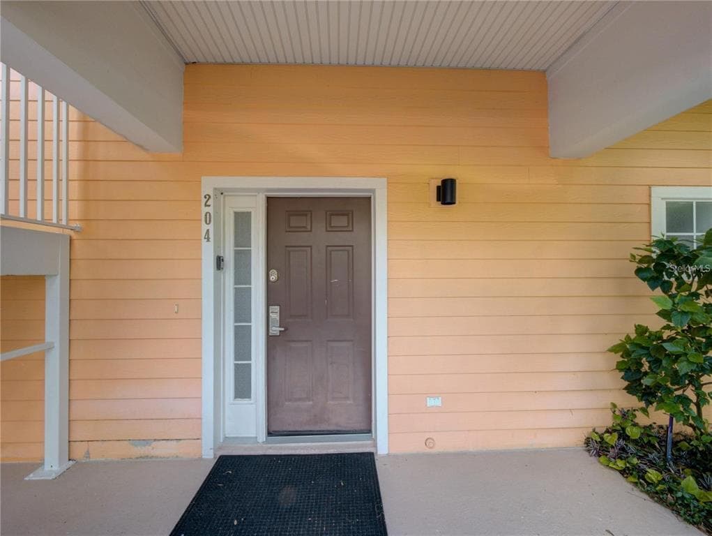 204 NEW PROVIDENCE UNIT 10104 DAVENPORT, FL 33897