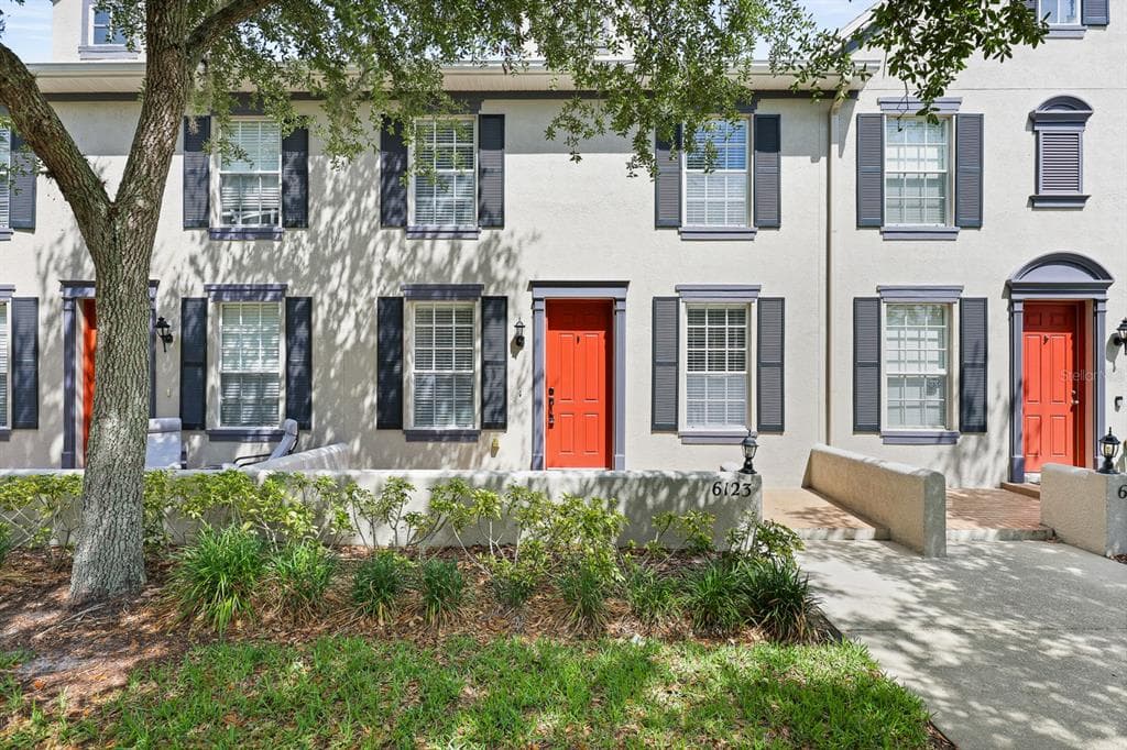 6123 FISHHAWK CROSSING BOULEVARD LITHIA, FL 33547