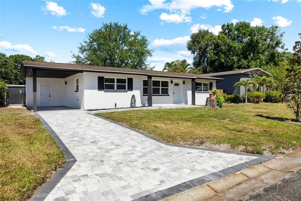 4513 S HESPERIDES STREET TAMPA, FL 33611