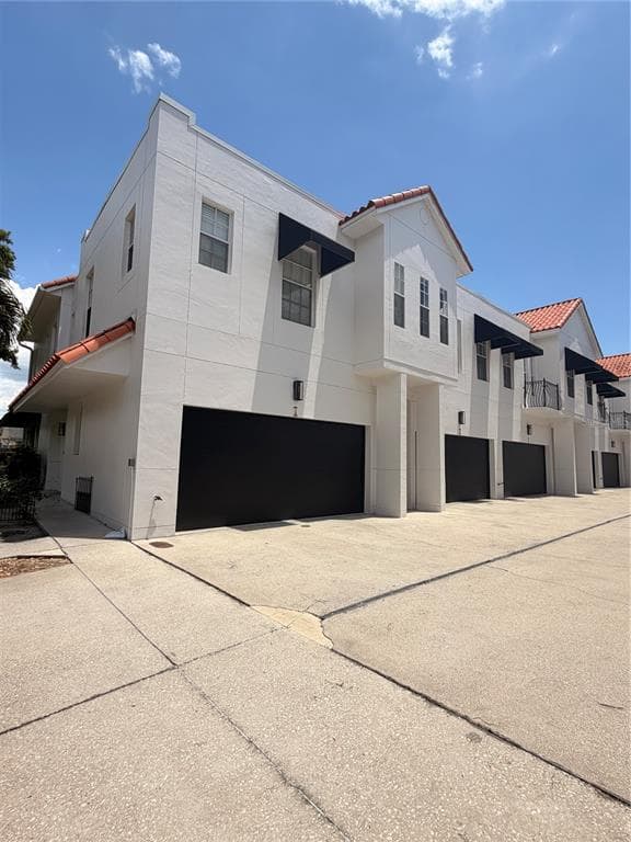 3210 W HORATIO STREET UNIT 1