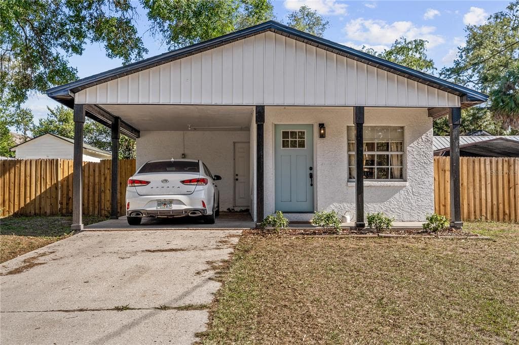 112 W STANLEY STREET TAMPA, FL 33604