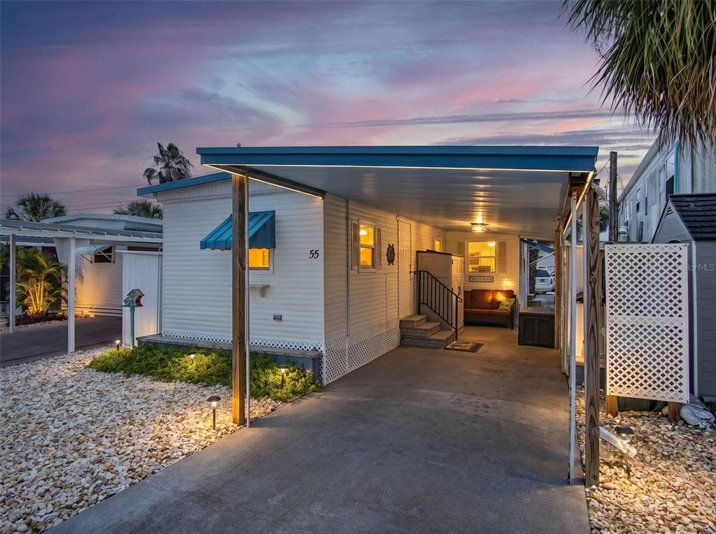 800 CHESAPEAKE DRIVE UNIT 55 TARPON SPRINGS, FL 34689
