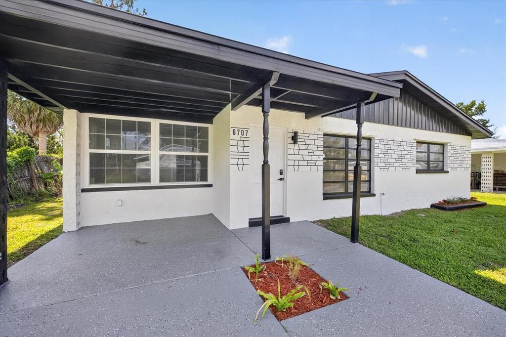 6707 DEL PRADO TERRACE NEW PORT RICHEY, FL 34652