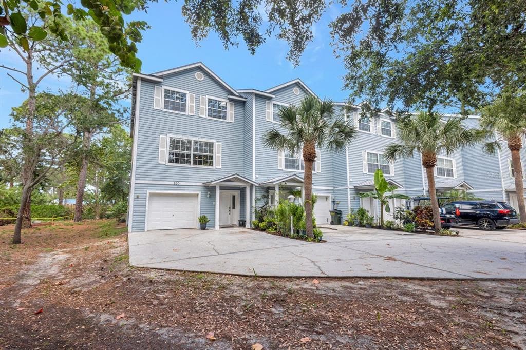 530 RYANS WOODS LANE PALM HARBOR, FL 34683