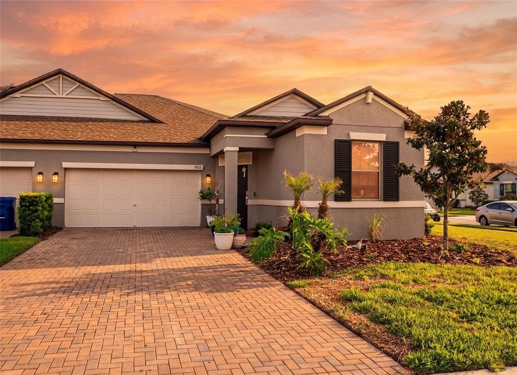9882 CAMPANULA COURT LAND O LAKES, FL 34637