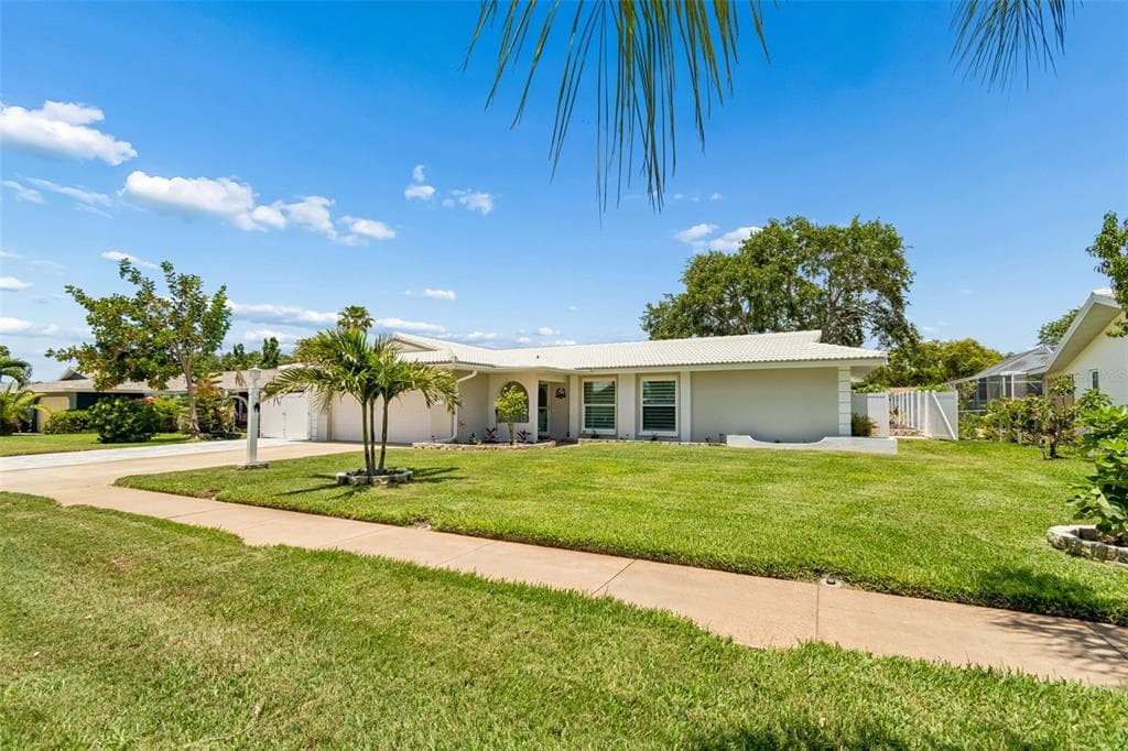 1110 MCCARTY STREET DUNEDIN, FL 34698
