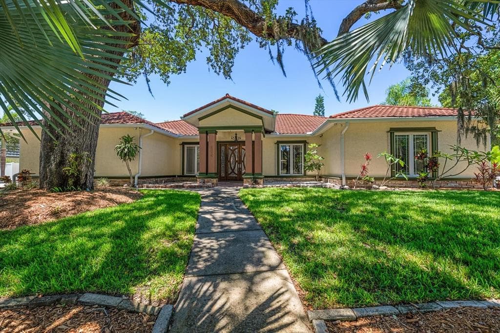 2400 SHERWOOD LANE CLEARWATER, FL 33764