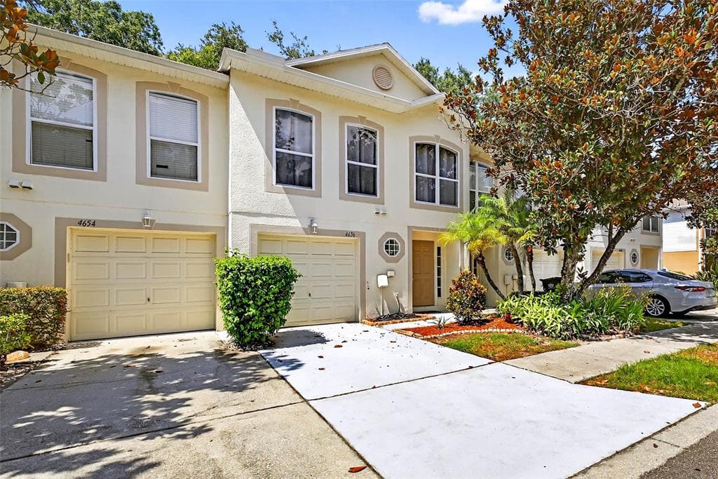 4656 ASHBURN SQUARE DRIVE TAMPA, FL 33610