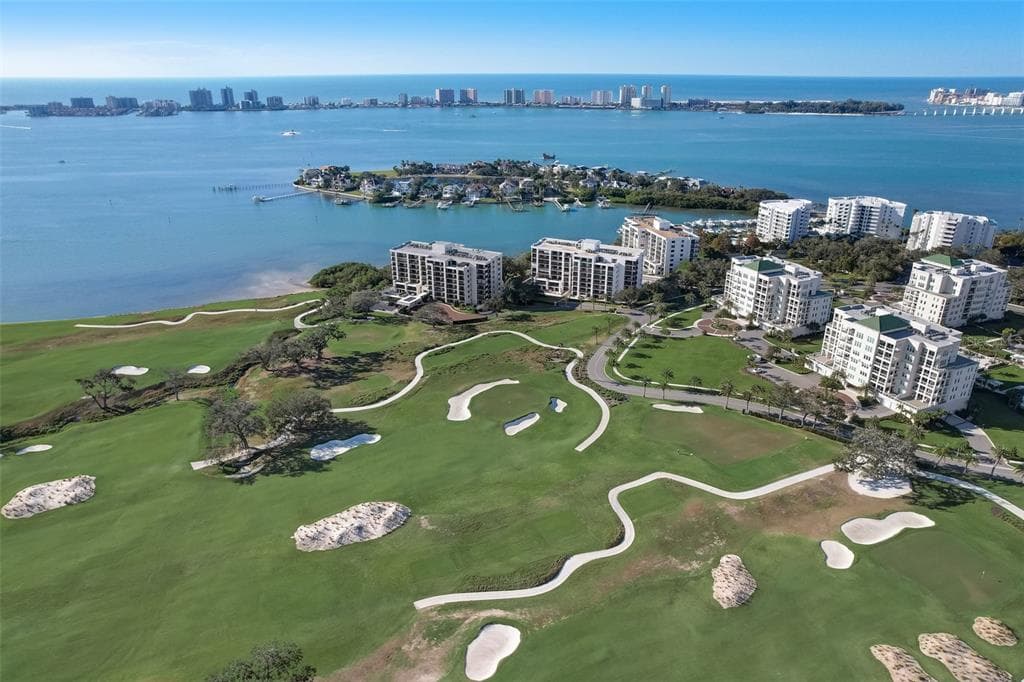 6 BELLEVIEW BOULEVARD UNIT 101 BELLEAIR, FL 33756