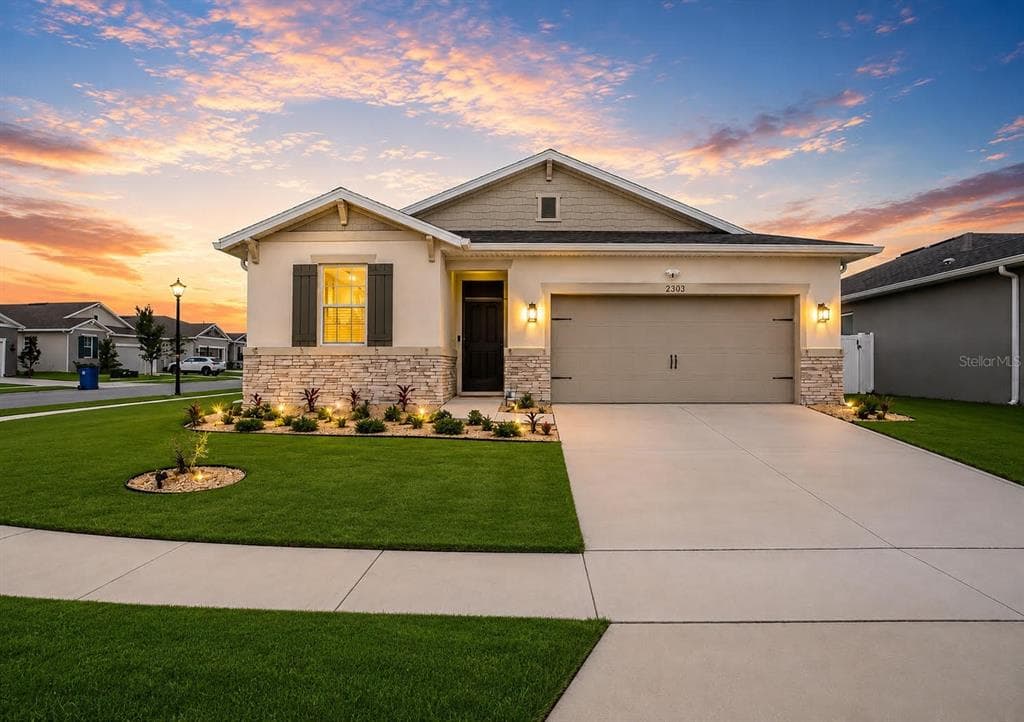 2303 JAGGER LANE EAGLE LAKE, FL 33839