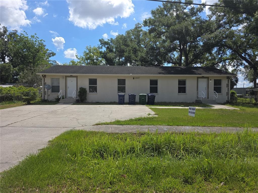 2017 N 61ST STREET