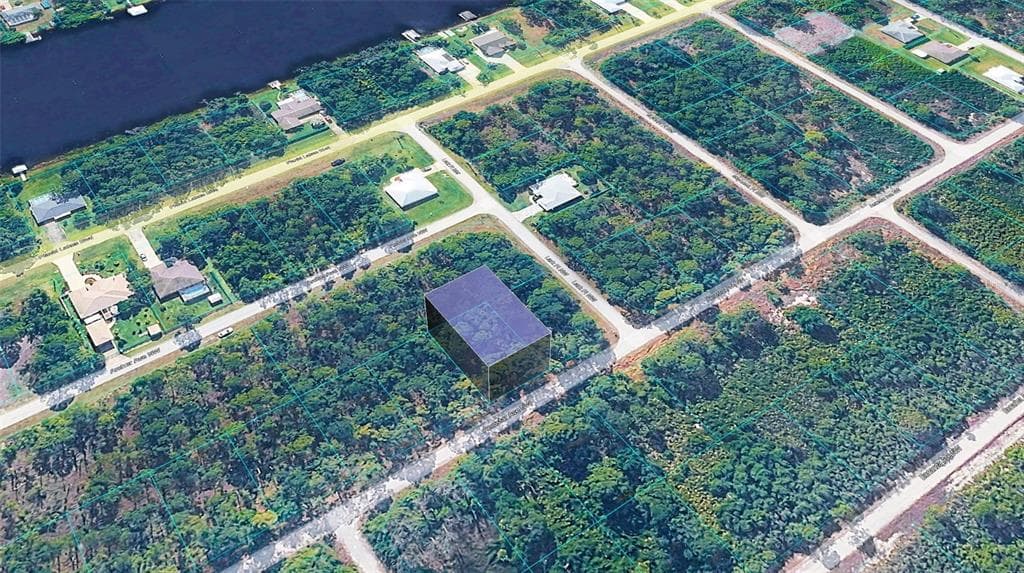 436 AEROSTAR AVENUE NW LAKE PLACID, FL 33852