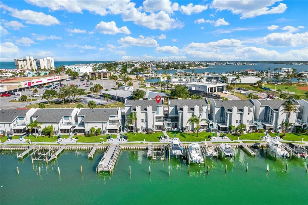 169 MEDALLION BOULEVARD UNIT E MADEIRA BEACH, FL 33708