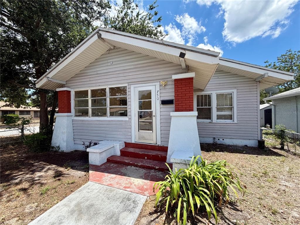 750 38TH AVENUE S ST PETERSBURG, FL 33705