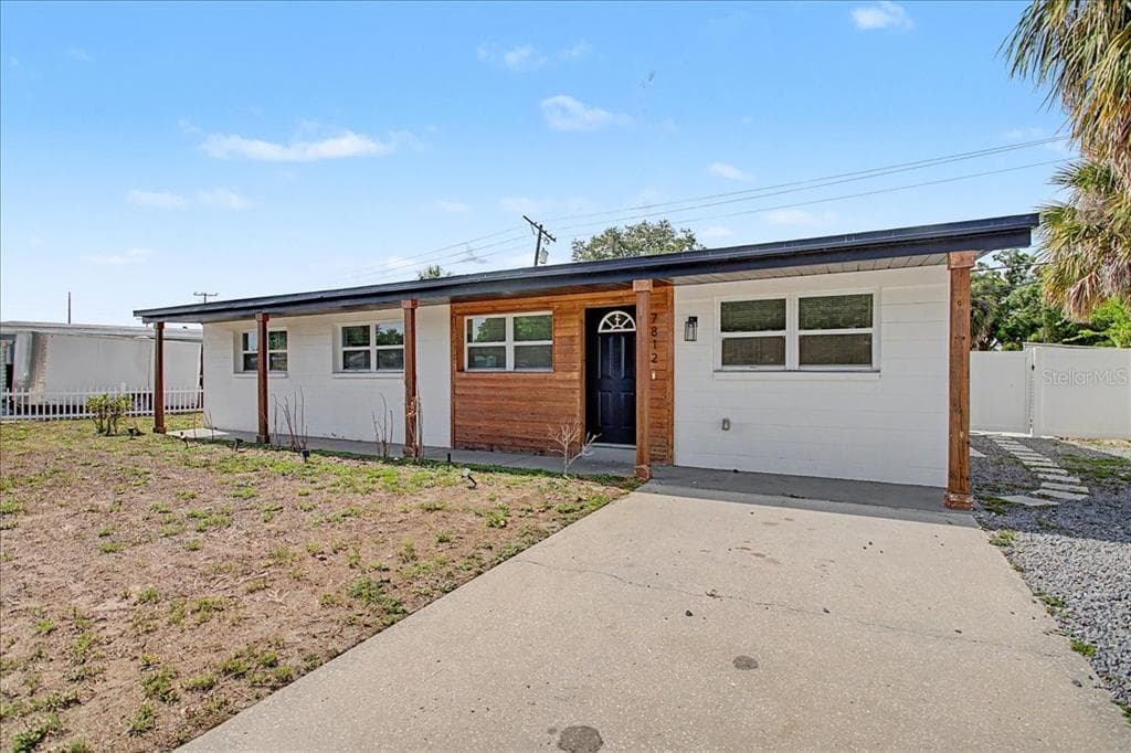 7812 RIDEOUT ROAD TAMPA, FL 33619