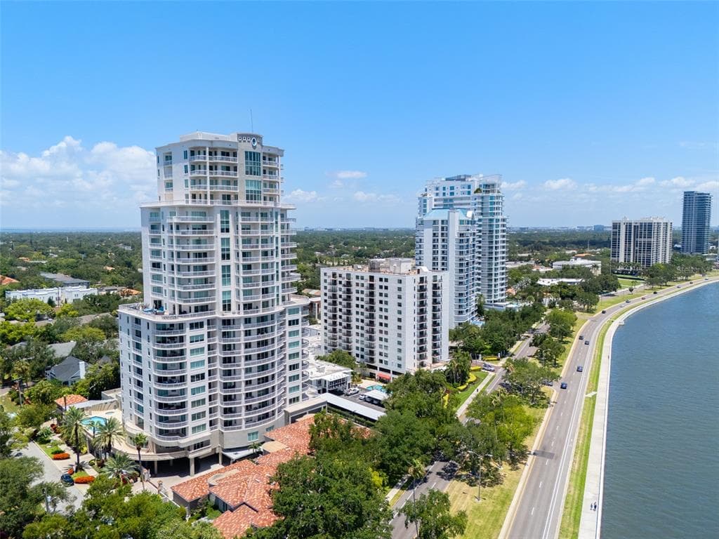 3507 BAYSHORE BOULEVARD UNIT 701 TAMPA, FL 33629