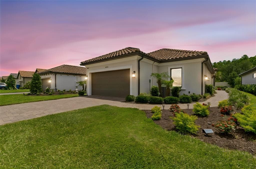 4534 GAROFALO ROAD WESLEY CHAPEL, FL 33543