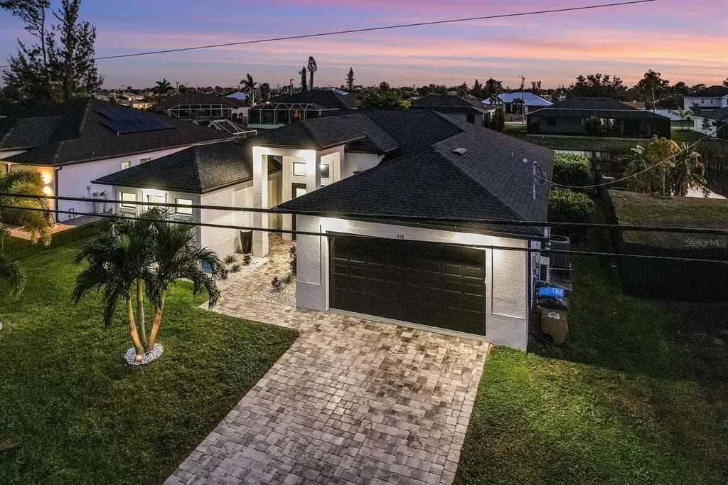 828 SW 28TH STREET