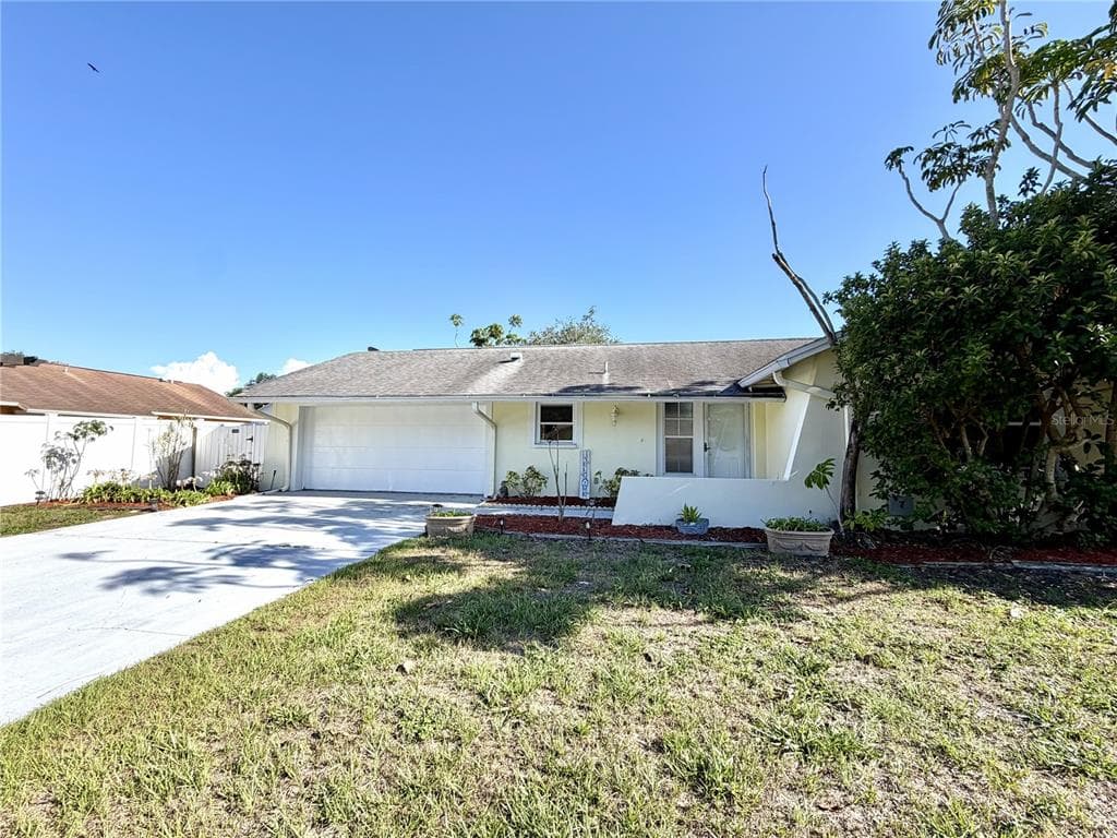 8212 101ST COURT SEMINOLE, FL 33777