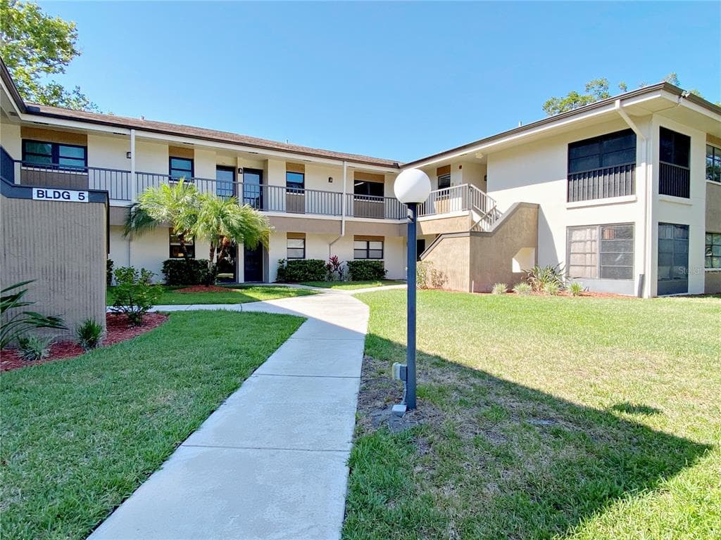 2700 NEBRASKA AVENUE UNIT 5-105