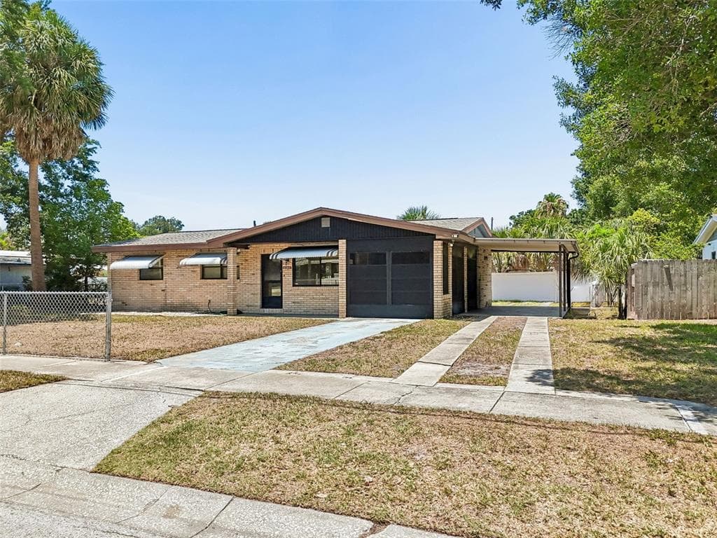 4721 W FAIRVIEW HEIGHTS TAMPA, FL 33616