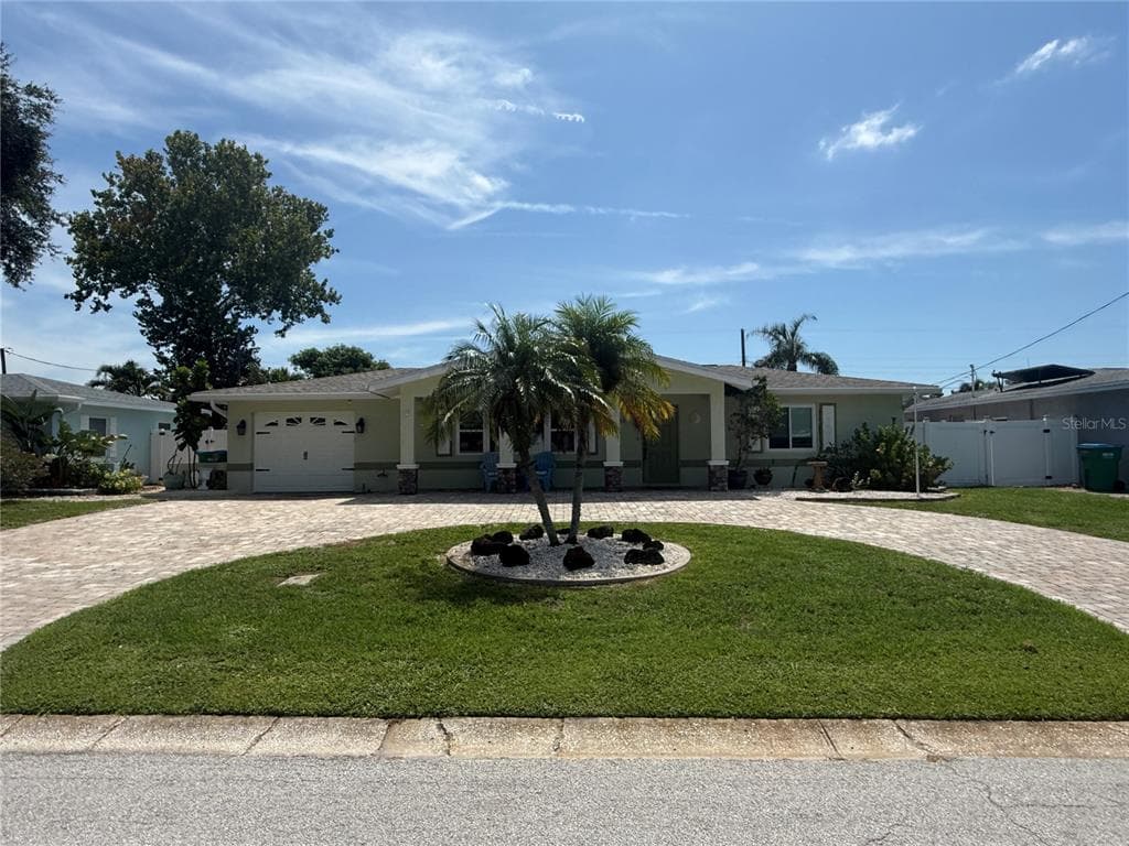 5163 60TH WAY N KENNETH CITY, FL 33709