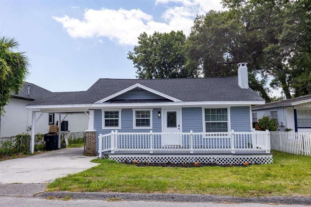6906 N LYNN AVENUE TAMPA, FL 33604