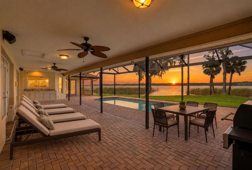 3493 SHORELINE CIRCLE