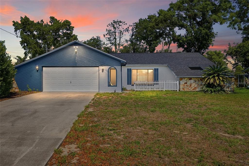 3276 MORVEN DRIVE SPRING HILL, FL 34609