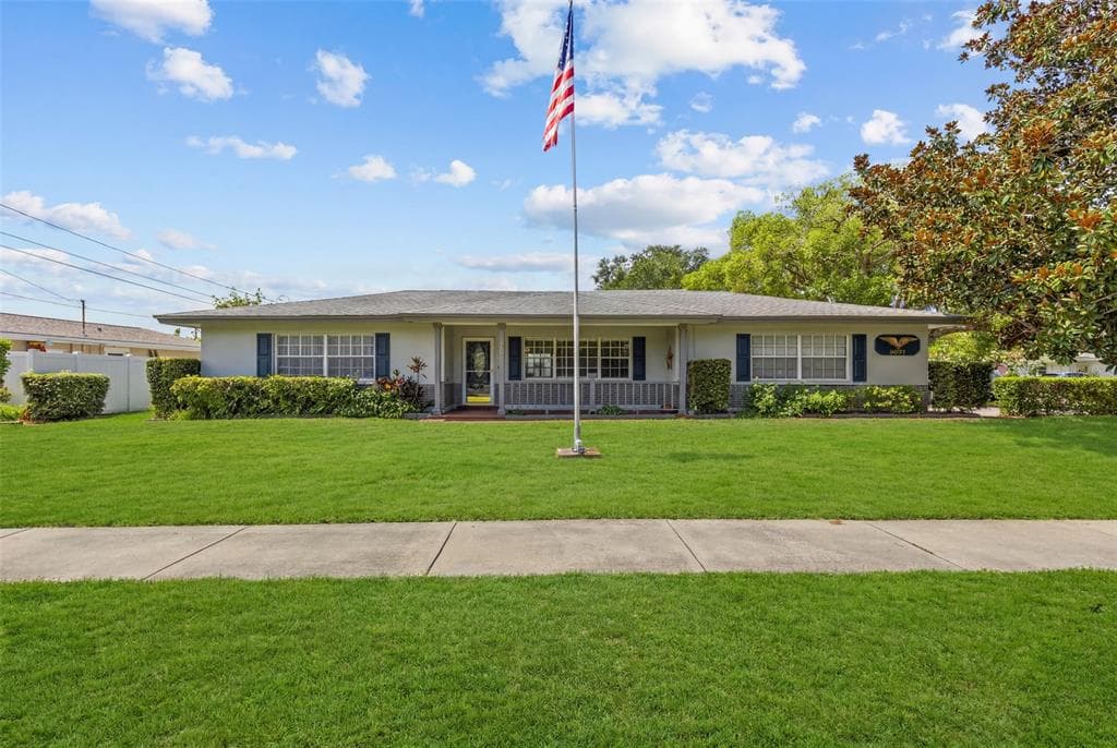 2087 DRUID ROAD E CLEARWATER, FL 33764