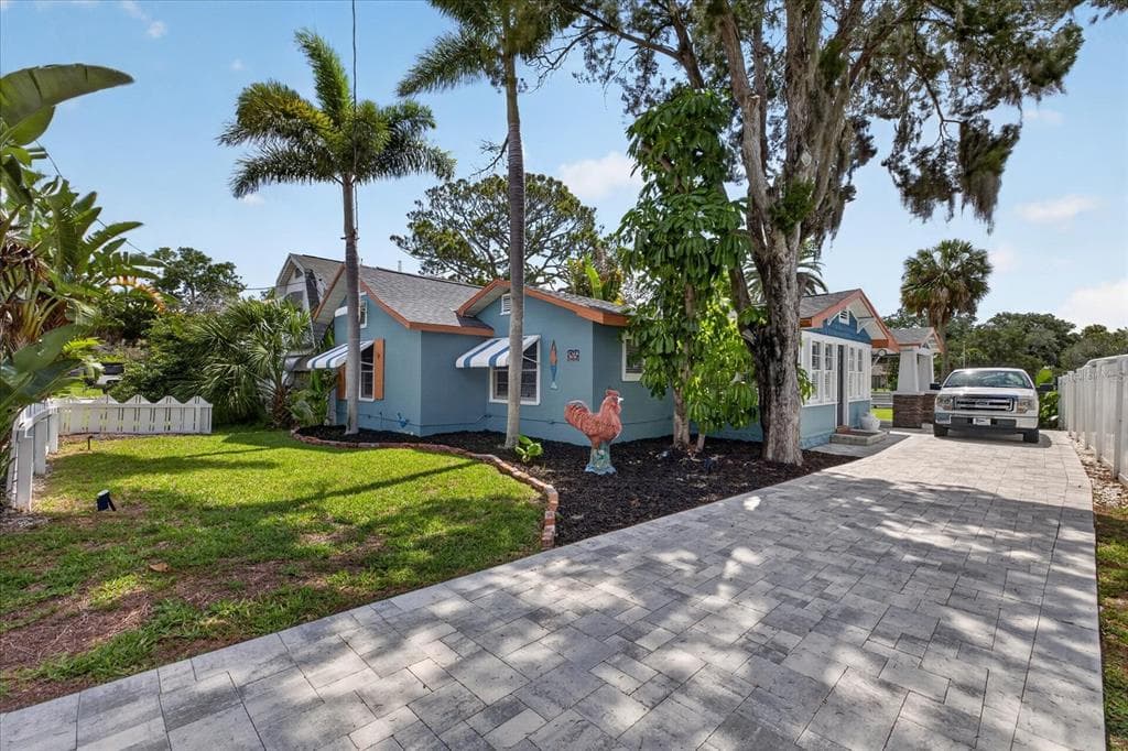 6202 RIVER ROAD NEW PORT RICHEY, FL 34652
