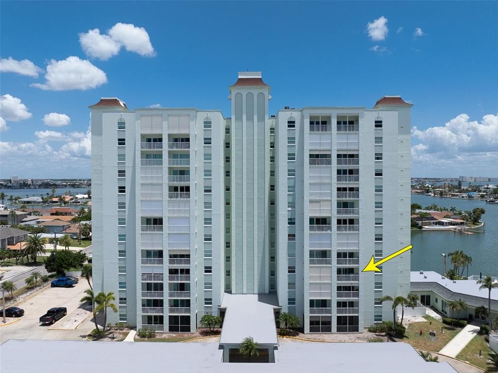 420 64TH AVENUE UNIT 402E