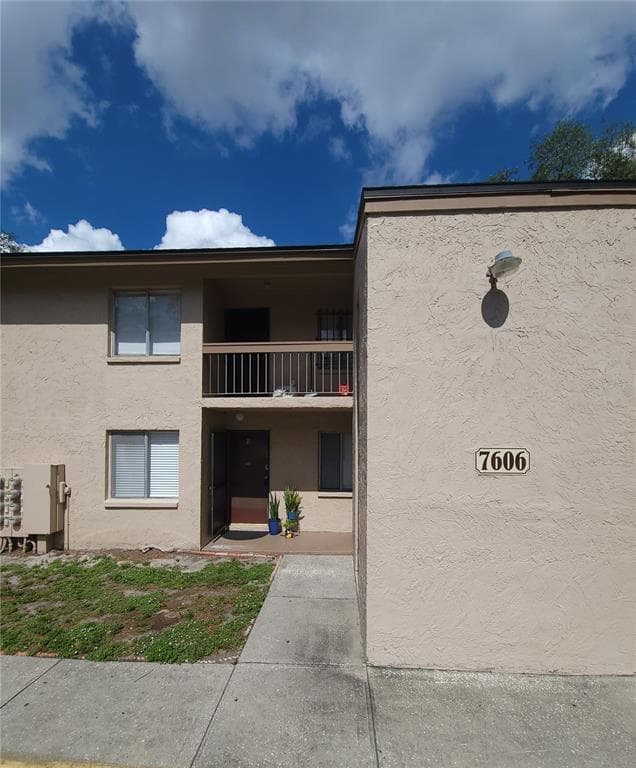 7606 ABBEY LANE UNIT 208