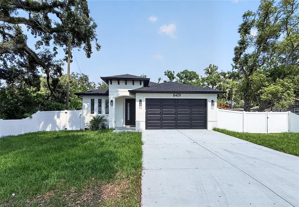 8409 N ROME AVENUE TAMPA, FL 33604