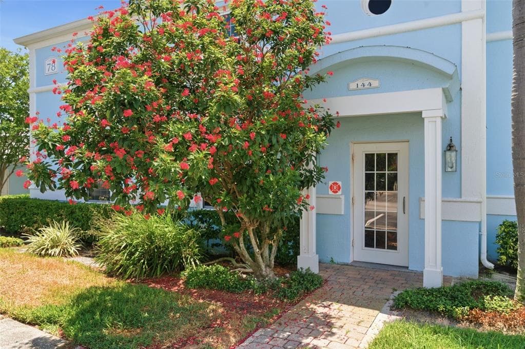 144-166 POMPANO DRIVE SE UNIT A