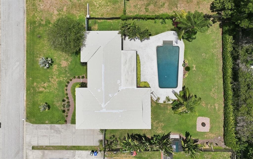 2150 WRENS WAY CLEARWATER, FL 33764