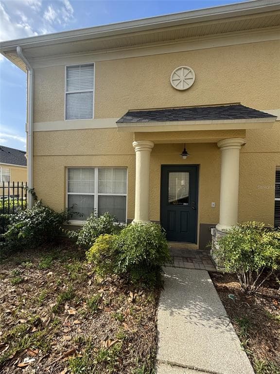 240 HARDCASTLE PLACE VALRICO, FL 33594