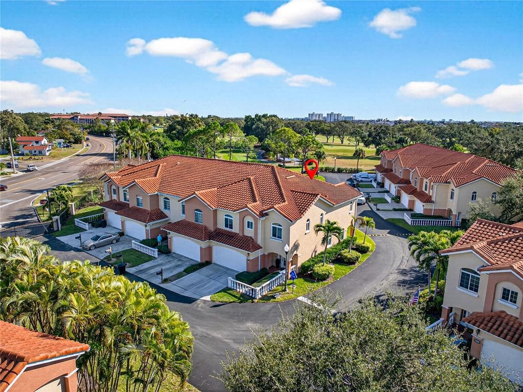 6302 VISTA VERDE DRIVE E ST PETERSBURG, FL 33707