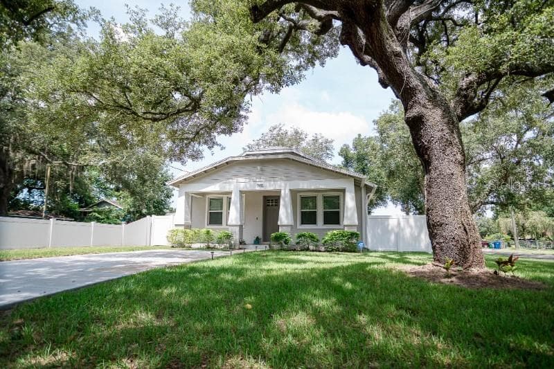 705 E ELM STREET